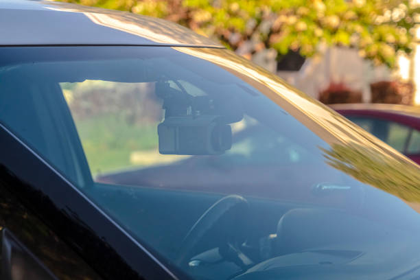 Autumn Driving Risks Faced By You And Your Windscreen